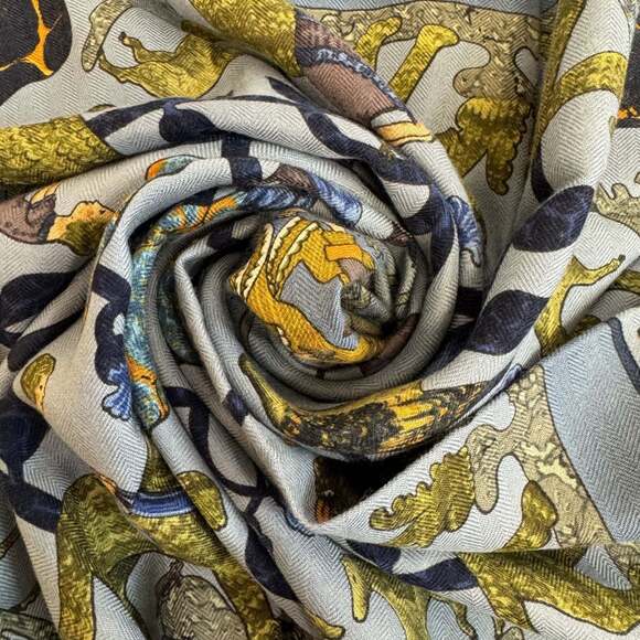 HERMES Authentic Blue Scarf - Picture 1 of 16